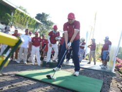 Wali Kota Makassar Buka dan Ikut Berlaga di Turnamen Golf Mayor’s Cup Semarak HUT Kota Ke-418