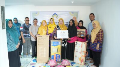 Tingkatkan Kualitas Pendidikan Anak Usia Dini, Melinda Aksa Beri Bantuan APE dan Rehab Bangunan Sekolah