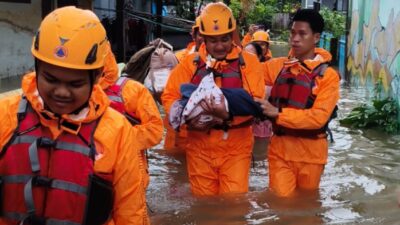 Instruksi Wali Kota Bergerak Cepat, BPBD Makassar All Out Tangani Banjir dan Evakuasi Warga