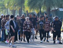 Jalan Sehat Silaturahmi, Aliyah Mustika Ilham Ajak FKPPI–KBPP Polri Perkuat Persatuan