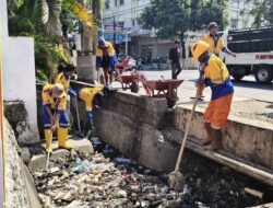 Maksimalkan Normalisasi Drainase, Camat Tallo Instruksikan Percepatan Pembersihan.