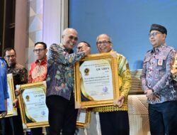 PWI Daulat IAS Sebagai Tokoh Peduli Wartawan